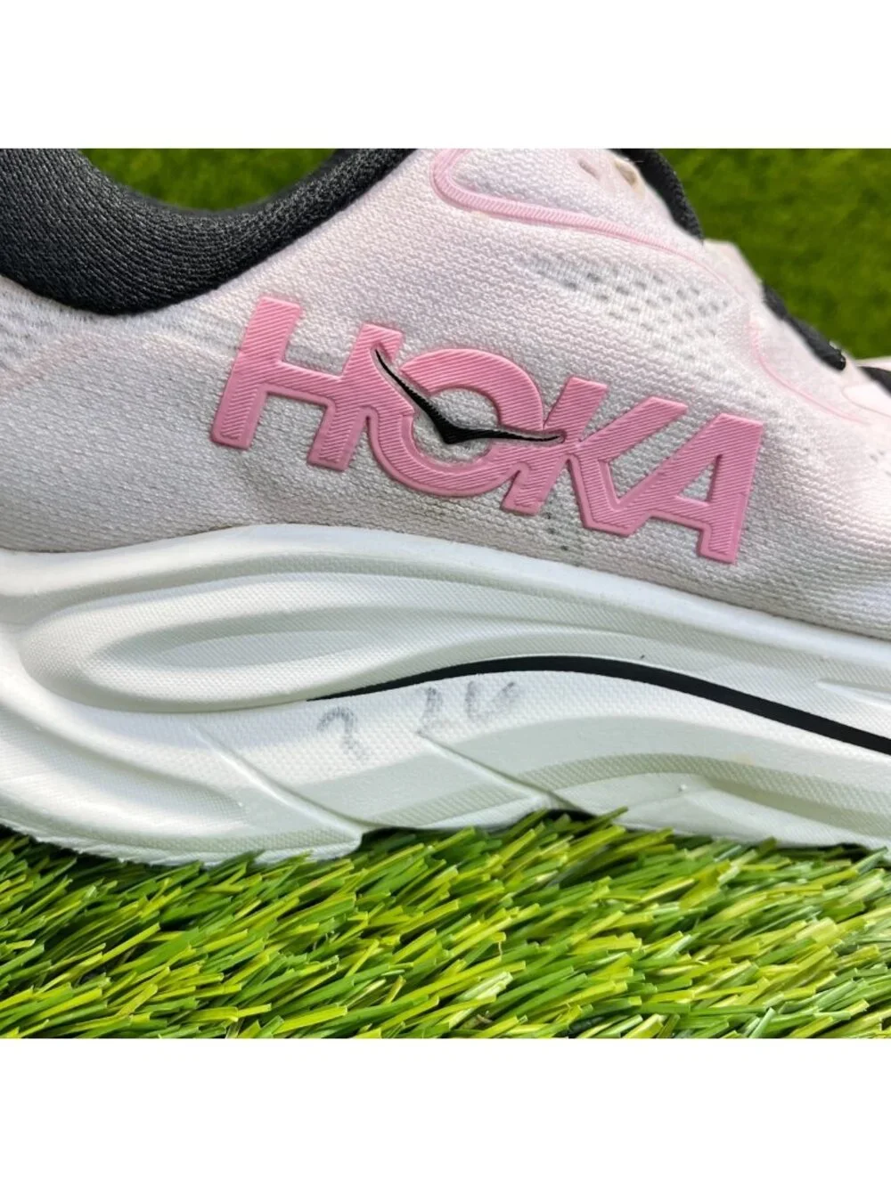 Hoka missing insoles